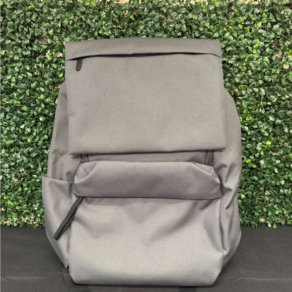 Everlane The ReNew Transit Backpack - Main Image